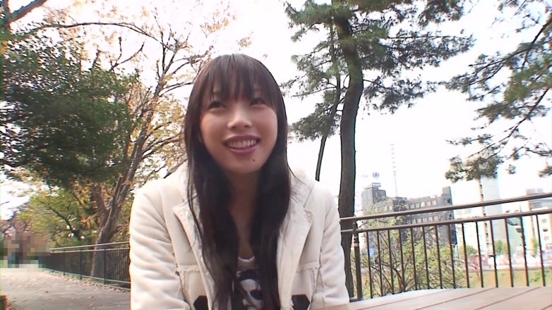 Japan Lust: Raccolta mattutina di una sexy ragazza giapponese pronta per una...
