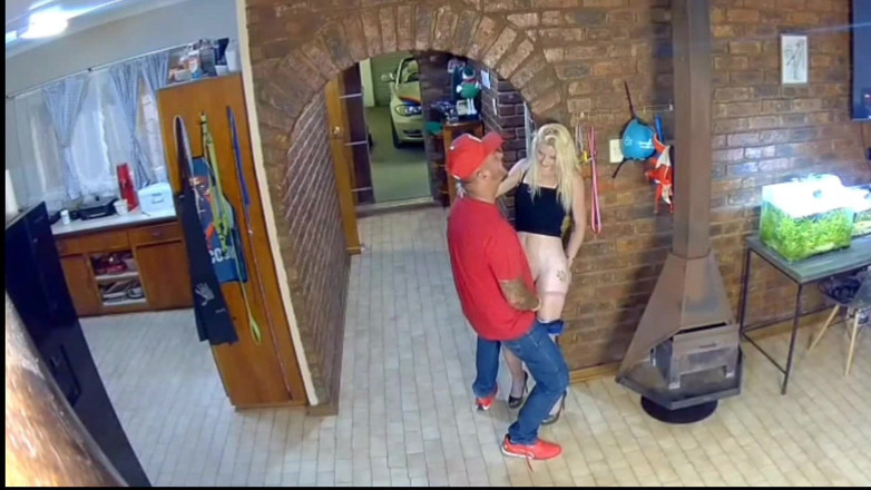 Bigjoefuckalott: Mi-am prins soțul înșelând cu o blondă