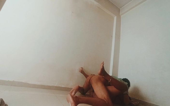 Harder299: Uzun zaman sonra Hintli köylü kadını sikiyor. Hintli ateşli orta...