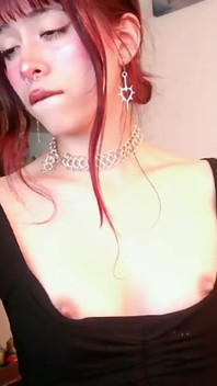 Una Tarde Me Pongo Cachonda Y Quiero Que Todos Me Fomenten En El Chat