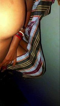 Tam çıplak tamil desi teyze ateşli desi erkek arkadaşıyla seks yapıyor tam masti ve dölleniyor