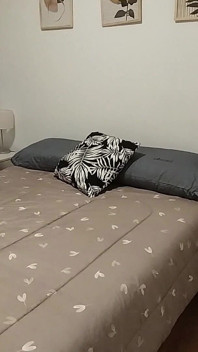 Belle-mère à la maison, juste des fans au ralenti,
