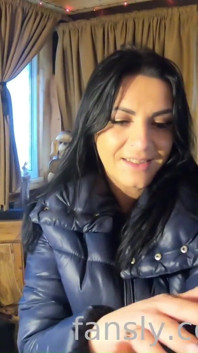 I Like to Fuck All My Neighbors and All the Men I Meet- in This Video I Was Cleaning the Kitchen and the Neighbor Came to Say He