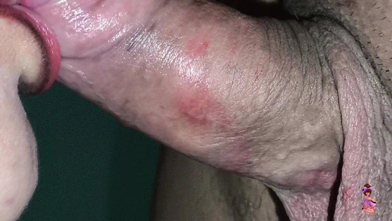 Gorditaatrevida: Vampire Style Lips Blowjob Closeup