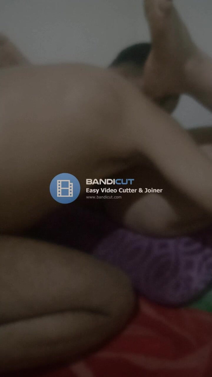 Hot naked coup: Passione romance e chimica audace si uniscono in questo caricamento...