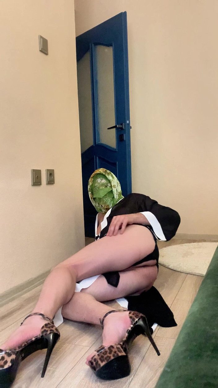 cd_aysemmm: Cămașa de noapte transparentă a mamei mele vitrege