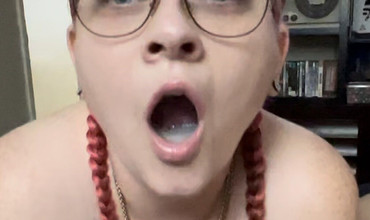 DaddysLittleSluts: Versaute schlampe blowjob schluckt mit schmutziger versauter talk