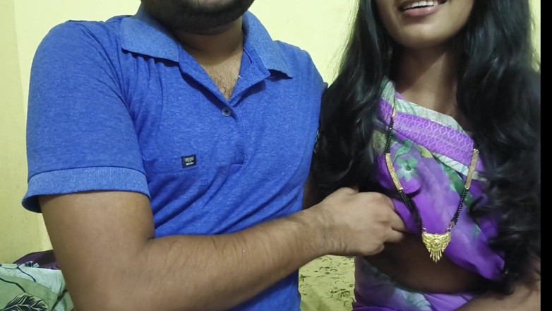 Mumbai Ashu: インドのガールフレンドは三人組の楽しみを望んでいます