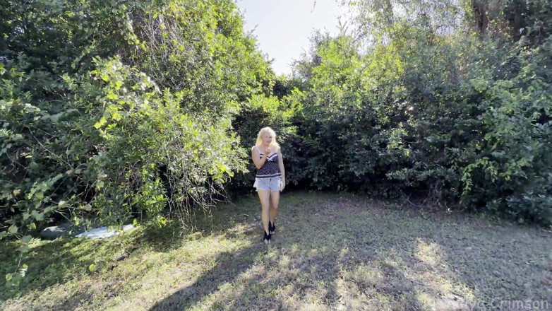 Nataliya Crimson: Backyard Blowjob