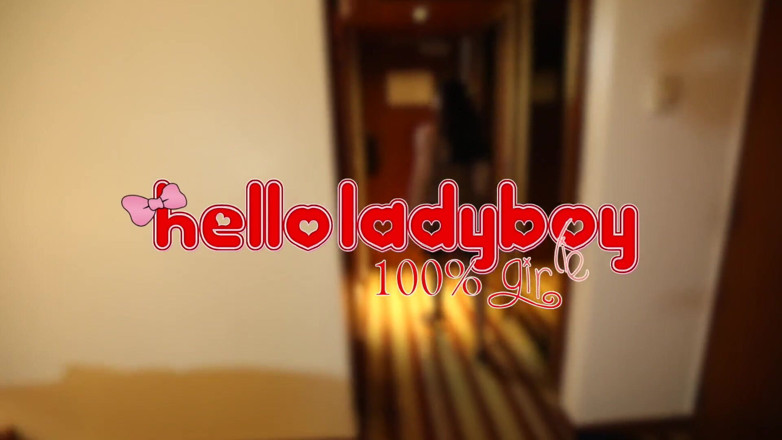 Hello Lady Boy: Awek Asia dengan pakaian dalam ketat cergas batang besar