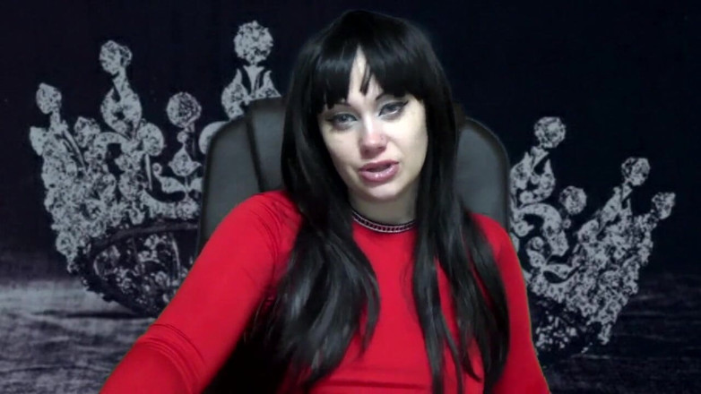 Goddess Misha Goldy: 출장 중 흑인 상사에게 임신하는 와이프