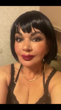 Mature Tatiana