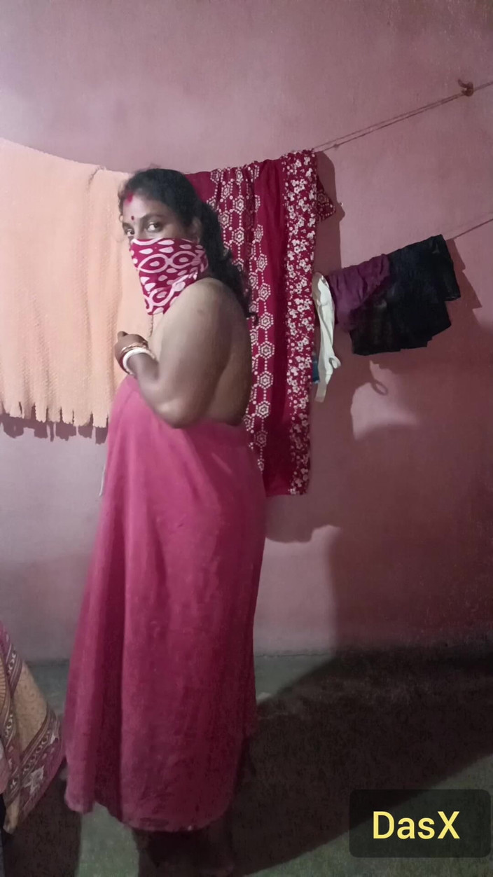 Pakhi0705: Saree gocce sfw da sola