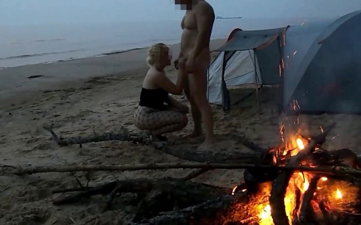 RS couple: 해변에서의 밤 섹스