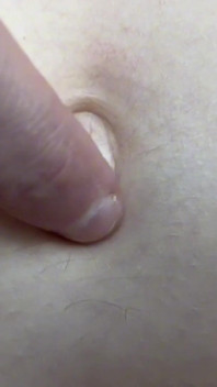 Joi barriga fetiche bellybutton masturbação encorajamento