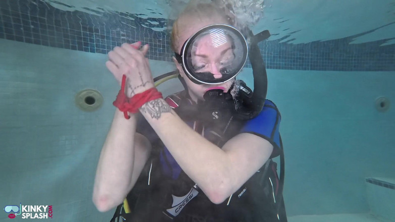 UKCuteGirl: Bound Beneath the Surface - Scuba Tease &amp;&amp; Rope Play em vintage...
