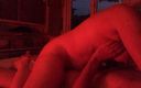 Hotwifekbh: Evli kadın Baing&amp;#039;in sikiştiği ev yapımı video