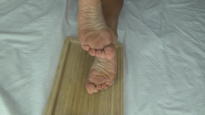 Aunt Anna: Beautiful Mature Soles in Yogurt