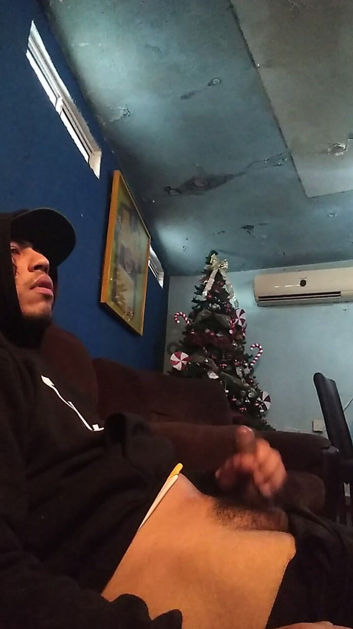 AlexAlejandro13: Você quer se divertir no banheiro e se divertir o...