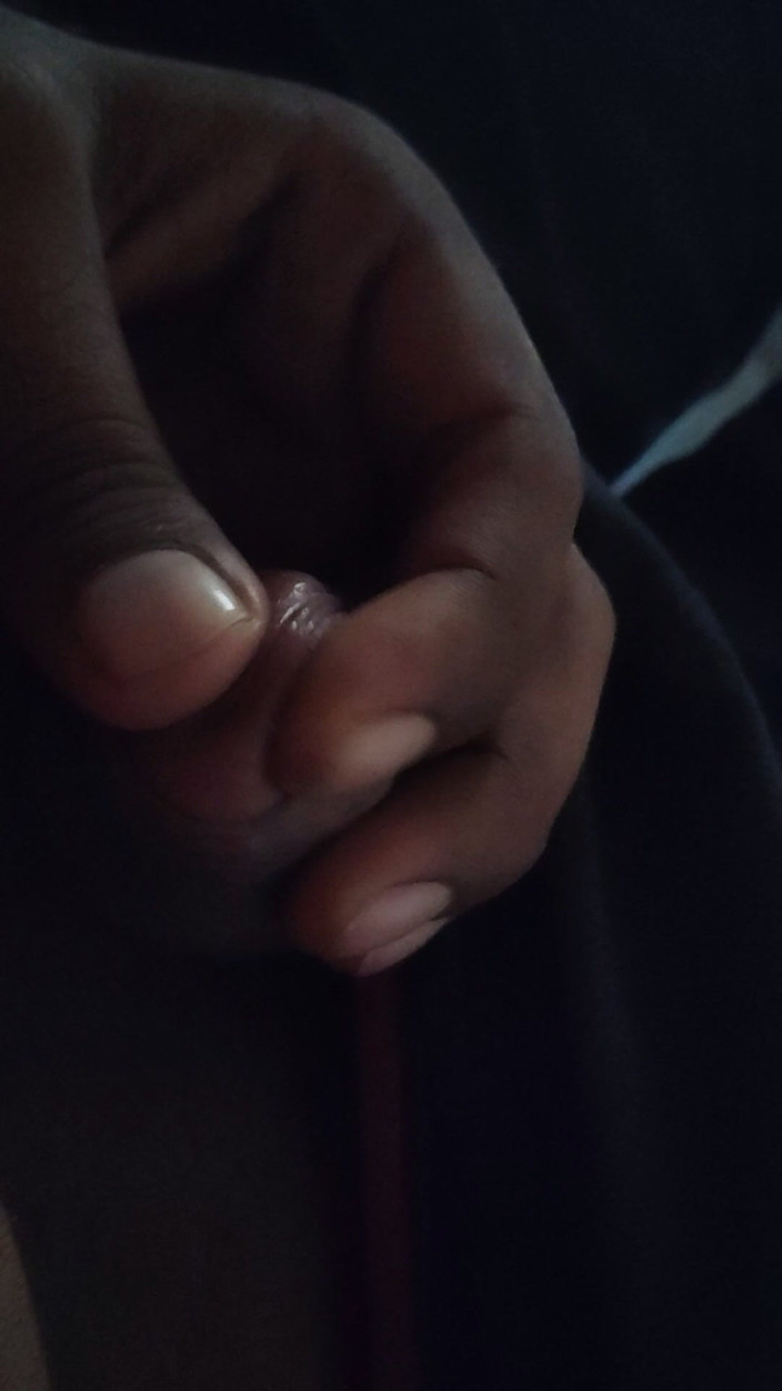 Xxxboyengi: Cowok india lagi asik masturbasi sama kontol besar cowok india
