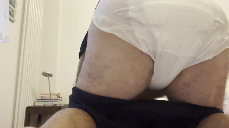 Diapers_MD: Götüme dildoyla boşalıyorum.
