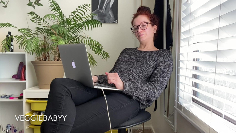 Veggiebabyy: Šéf potřebuje novou rozhovor s hračkou JOI