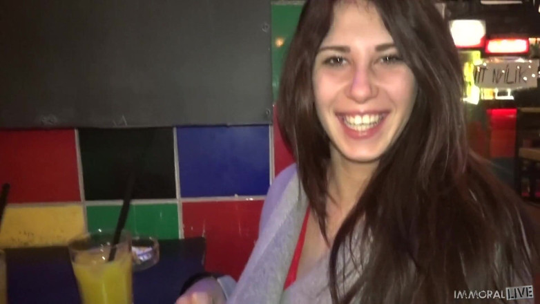 Immoral Live: Ayda Swinger, remaja dengan tetek semula jadi yang menakjubkan mengongkek...