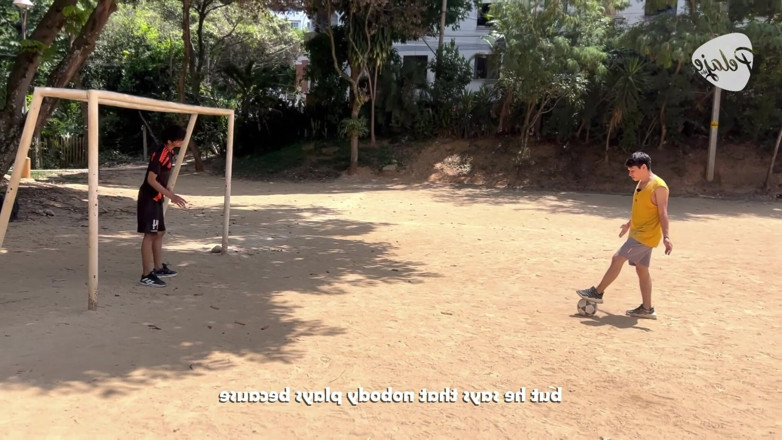 kikemerengues: I Score a Goal Against a Boy on the Field...