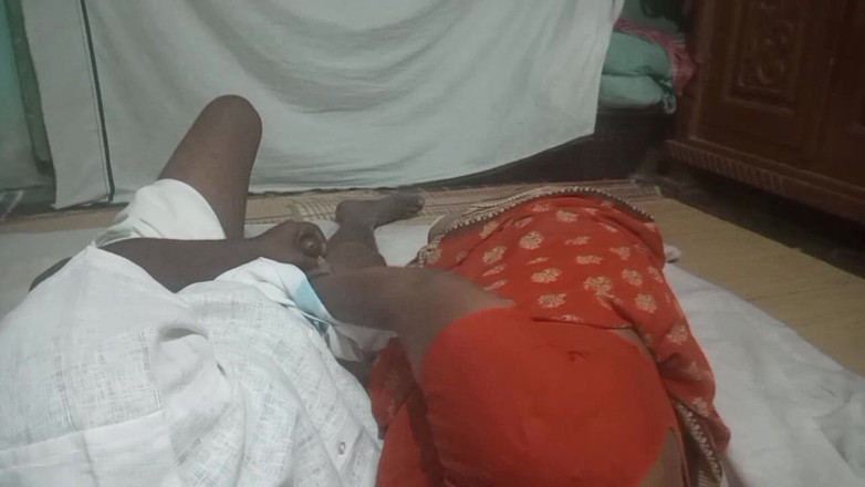 Desi Sathiya: Indische Desi Tamil heet lichaam dorp Bhabhi hard geneukt