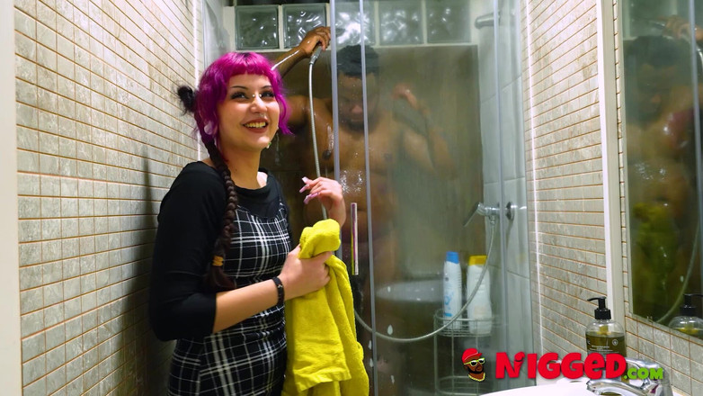 FAKings Black Fix: 흑인 대물 자지로 보지를 따먹는 Mei