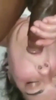 Donnona culona succhia cazzo duro cazzo nero nata4sex scopata in faccia