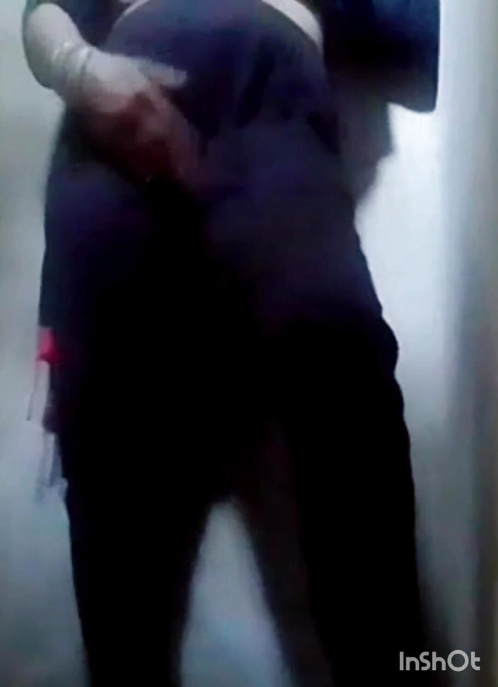 TricolorMusic3: Gadis kampus desi panas masturbasi