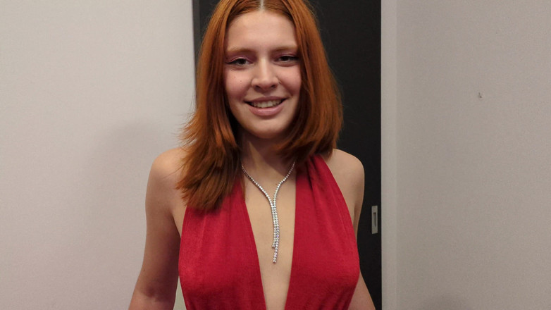 Mira Love: Blowjob deepthroat kepada teman lelaki saya dengan pancutan mani di...