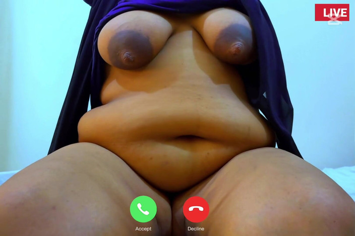 Aria Mia: Puoi chiamarmi &amp; eccitarmi più videochiamata? Sono una ragazza single bollente...