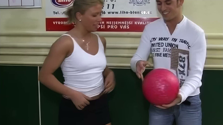 Fuck Cumshot Party: เย็ดหมู่เย็ดหมู่กับหน้าจัดหนักและยิงน้ําเงี่ยน