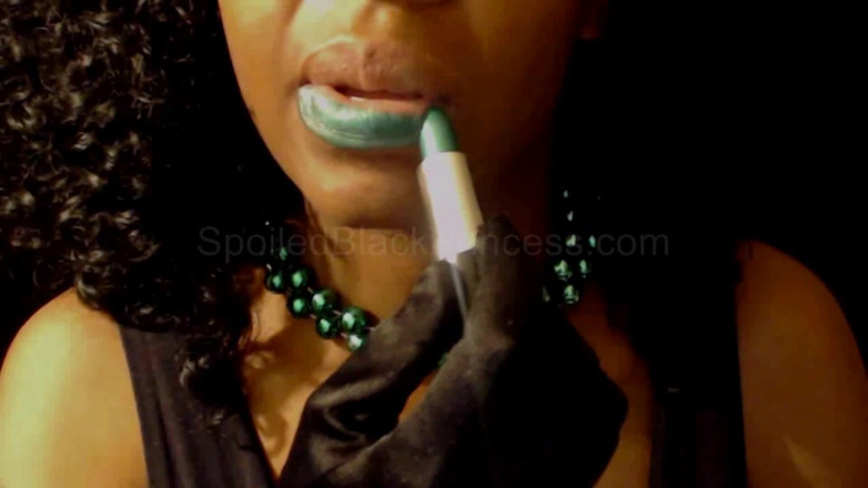 The Goddess Simone: Fetish lipstik iri hijau