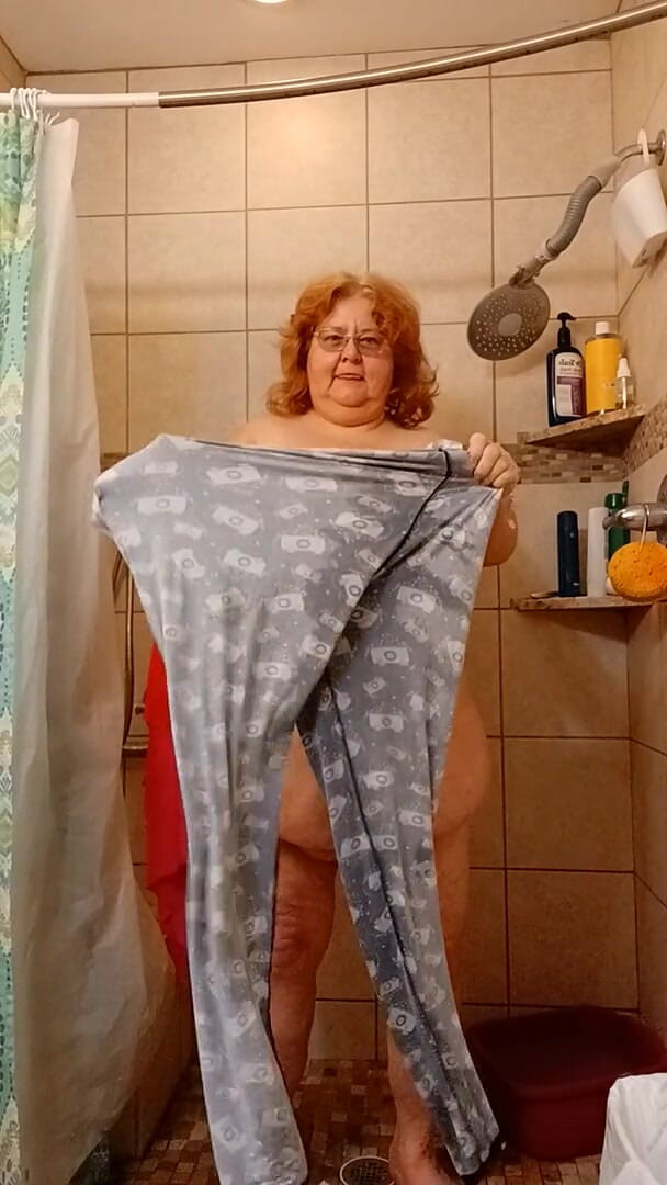 BBW nurse Vicki adventures with friends: Damn it i peed my pants see?