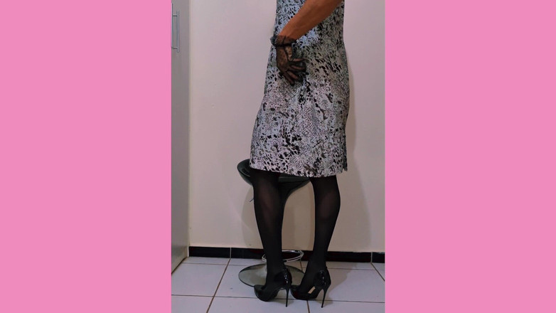 Milady Silvia Helena: Milady silvia helena mit kleid, dessous und high heels spielt...