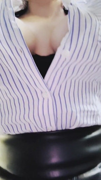 Mes gros seins naturels de MILF