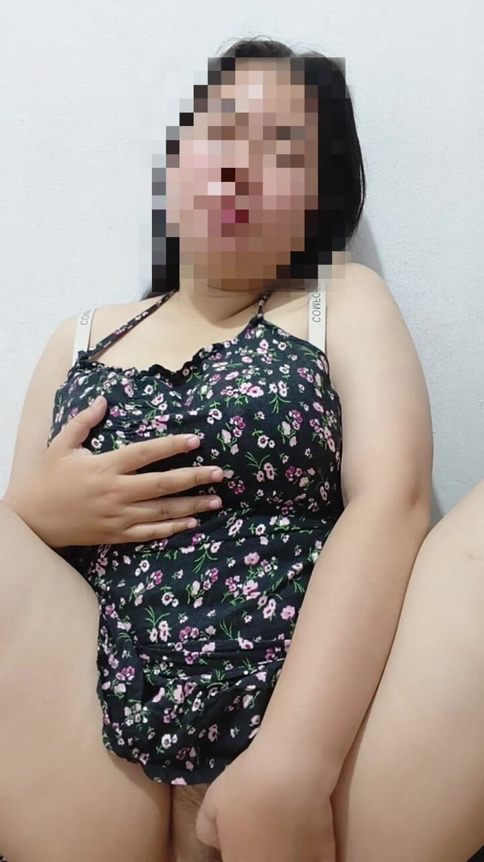 Vaginabig88: Awek Canary cantik seksi dan menggoda