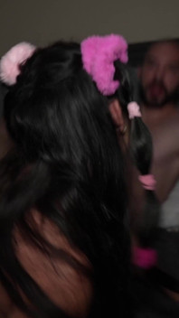 Petite spinner recebe profundo anal ejaculação interna
