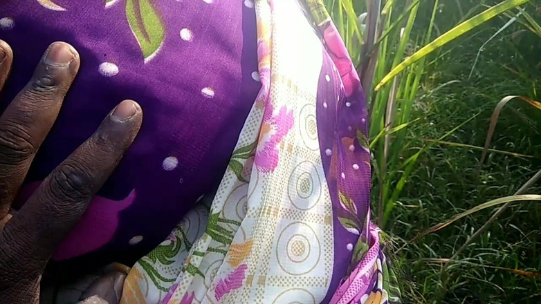 Priyanka314: Şeker kamerun bahçesinde Hintli porno sahnesi