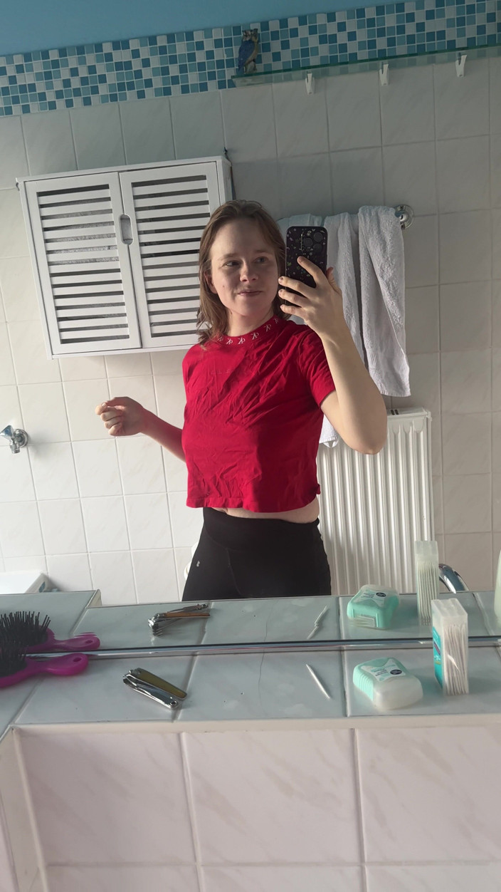 SweetLucy96: Ha fatto pipì nella vasca