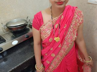 Sakshi Pussy: मुस्कराते हुए हॉट भारतीय देसी भाभी की पहली बार चुदाई। भाभी की नवली साड़ी के बाद बॉयफ्रेंड ने बेडरूम में मैन्स लक छोड़ दिया ।