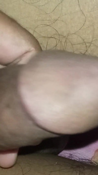 New Video 2025 Romantic Teen Girl Cums Like a Fountain