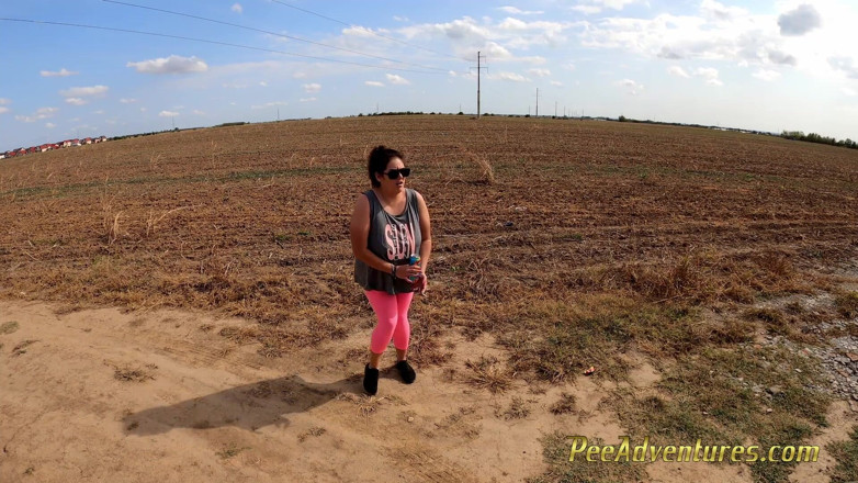 Pee Adventures: Fat girl pee a lot trough her tights