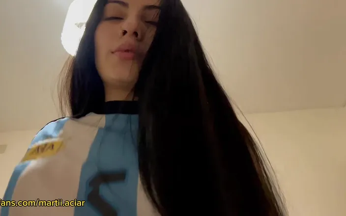 MartiiAciar: Horny Stepsister Want for Cum at Night