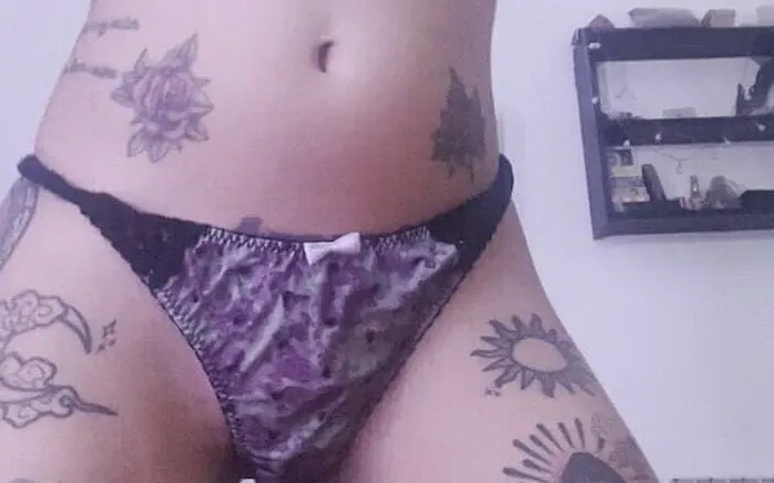 Latinxbabe: Sexy Hot Brunette with Big Tits Fingers Herself
