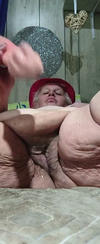 Fisting Her Pussy Till She Cumms