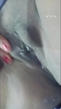 Desi Rajasthani Bhabhi vuole farsi scopare da solo a casa